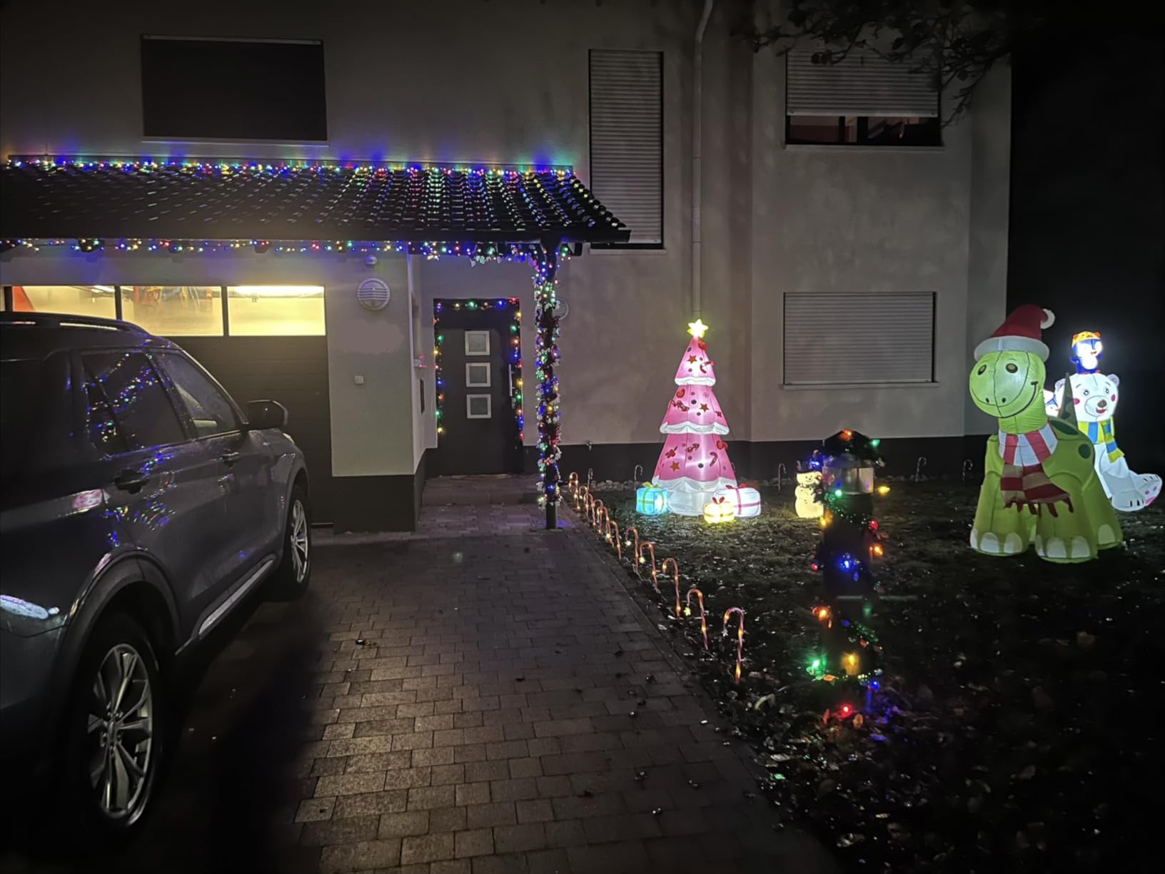 Dazzle Bright Outdoor Christmas String Lights, 1000 LED 328 FT Plug in Fairy Light with Remote Control 8 Modes & Timer, Waterproof Decoration for Home Garden Yard Xmas Wedding, Multi-Colored customer photo 1