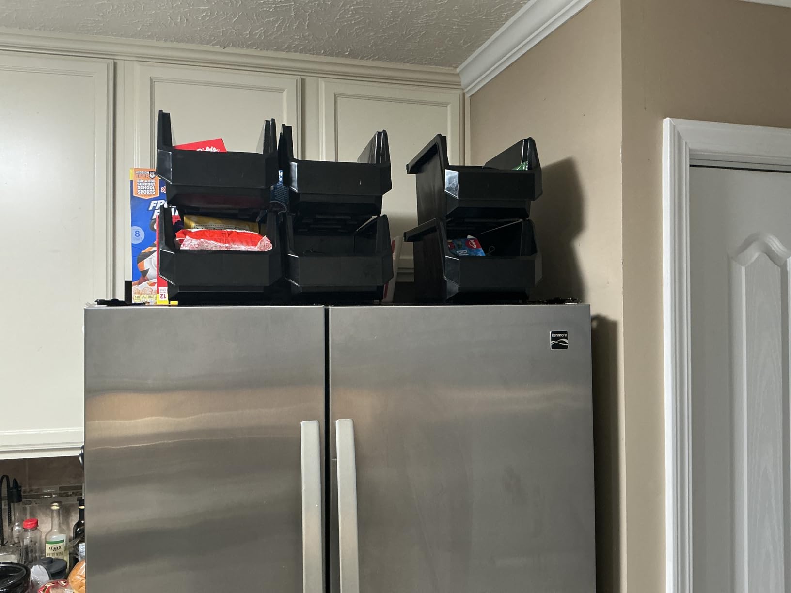 Akro-Mils ReadySpace Large Stackable Plastic Storage Bins, 6-Pack, Black customer photo 2