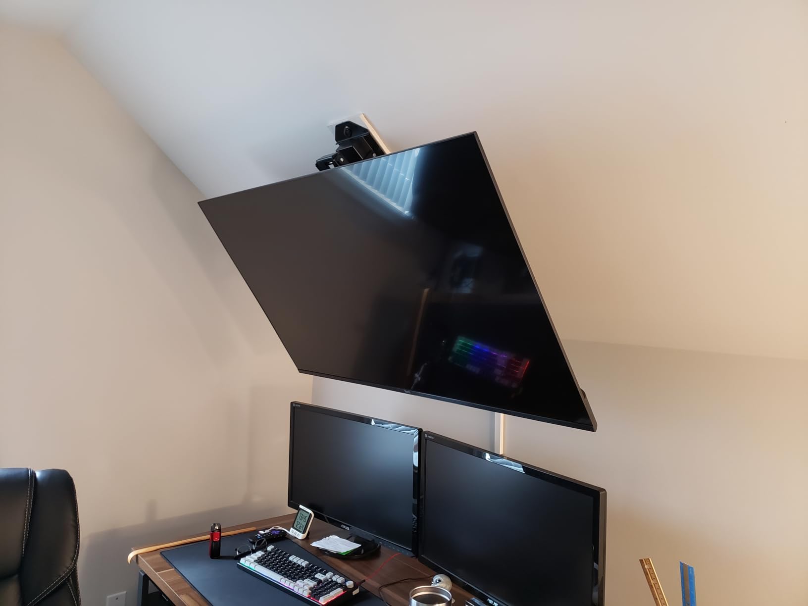 TOPSKY Motorized Ceiling TV Mount, 32-70 in TVs, 88 lb Capacity | Motorized flip down, 0-80° tilt, Supports 32-70
