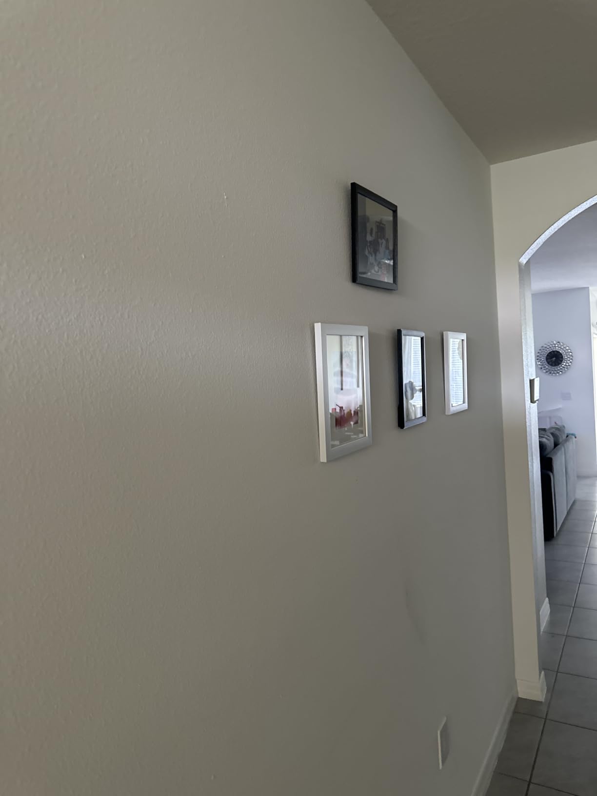 Vittanly 8x10 Picture Frames Set of 9 for Wall or Tabletop Display, Black customer photo 2