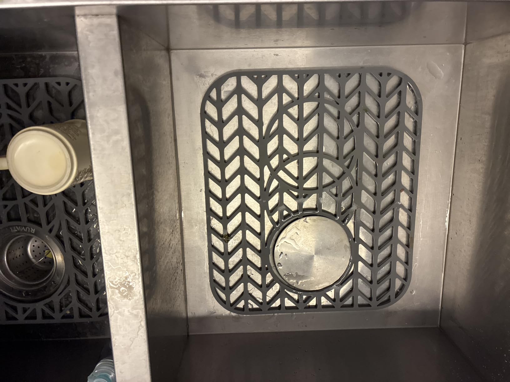 GUUKIN Sink Protectors for Kitchen Sink 19x13 & 24x12.5 & 13x11 & 26x14 & 28x14 & 29x15, Large Silicone Mats Grid for Bottom of Farmhouse Stainless Steel (24x12.5 with 3 Reserved Holes) customer photo 2