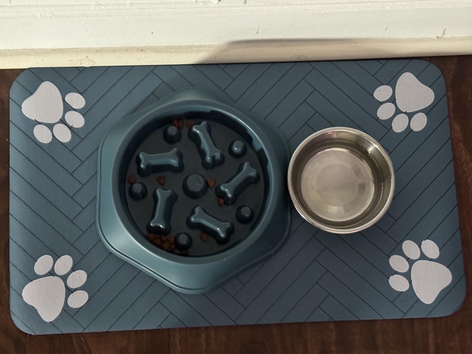 Pet Feeding Mat-Absorbent Pet Placemat for Food and Water Bowl, with Waterproof Rubber Backing, Quick Dry Water Dispenser Mat for Dog and Cat (20