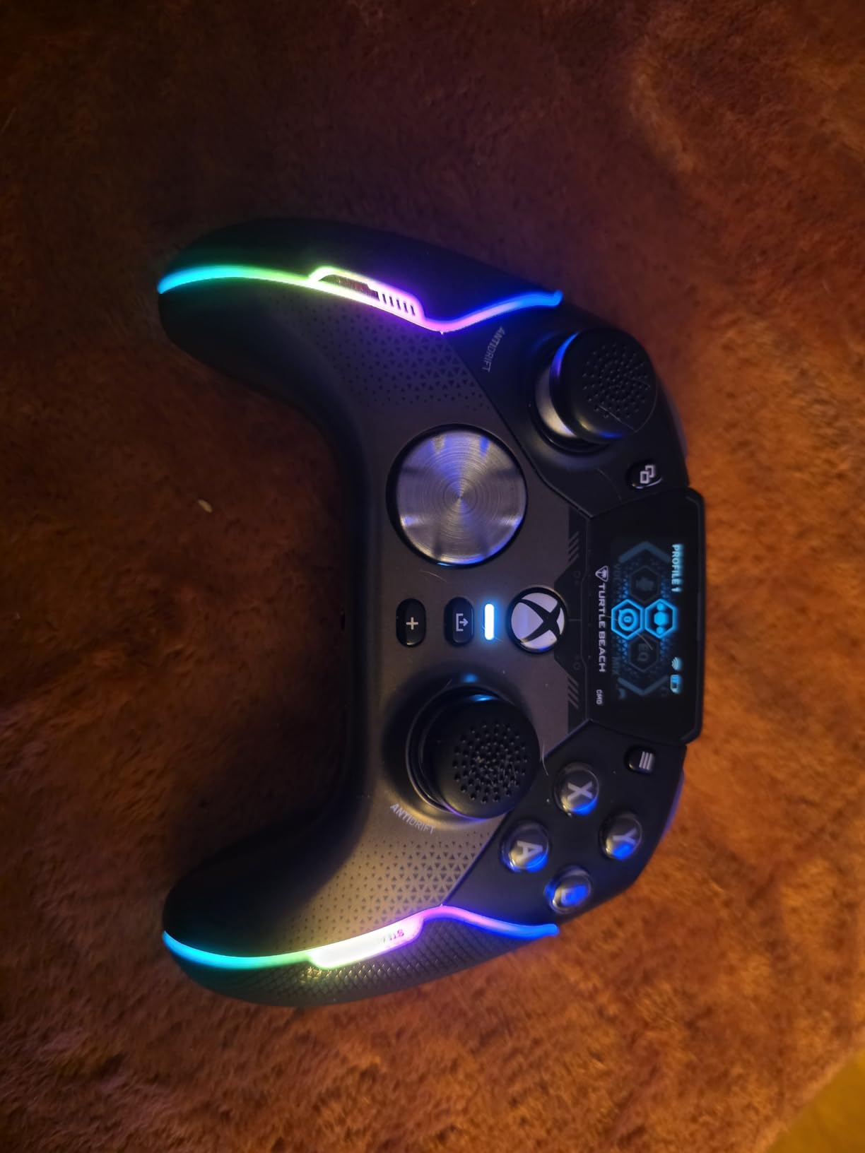 Turtle Beach Stealth Ultra Wireless RGB Gaming Controller, Xbox Series X|S customer photo 2