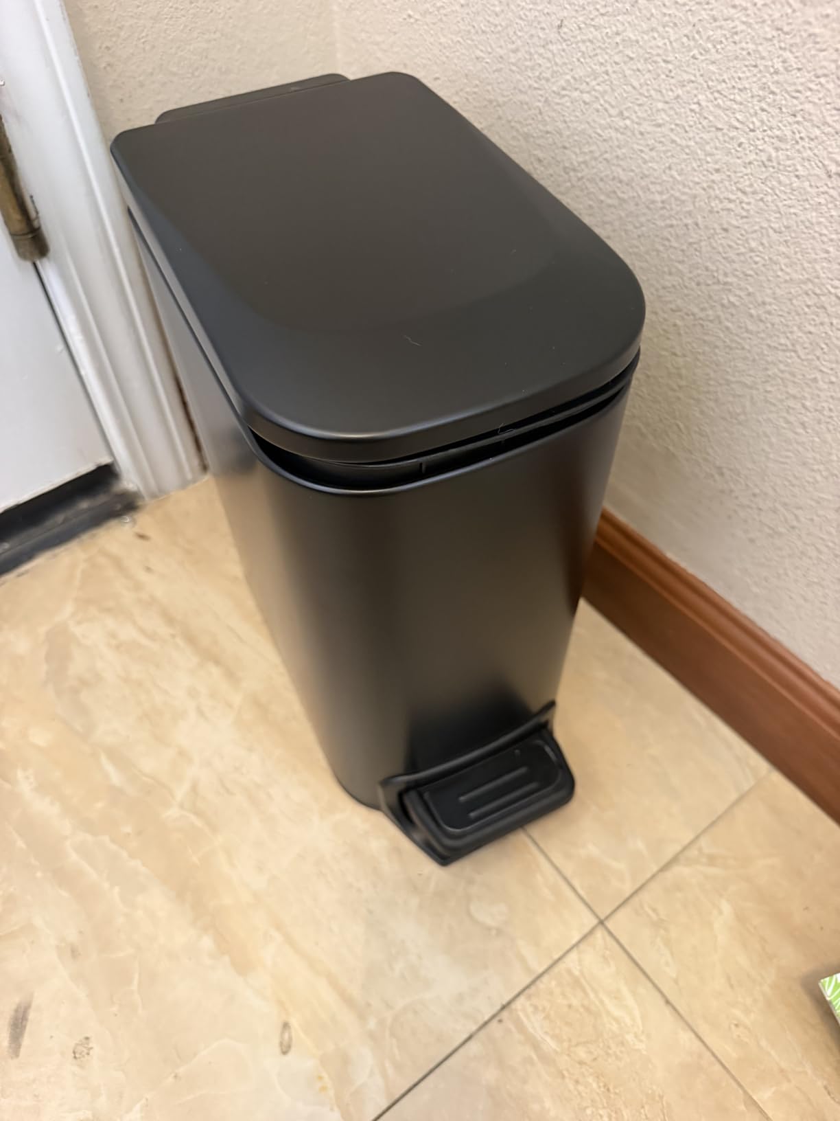TIPGO Small Bathroom Trash Can with Lid Soft Close, 1.6 Gal, Matte Black customer photo 1