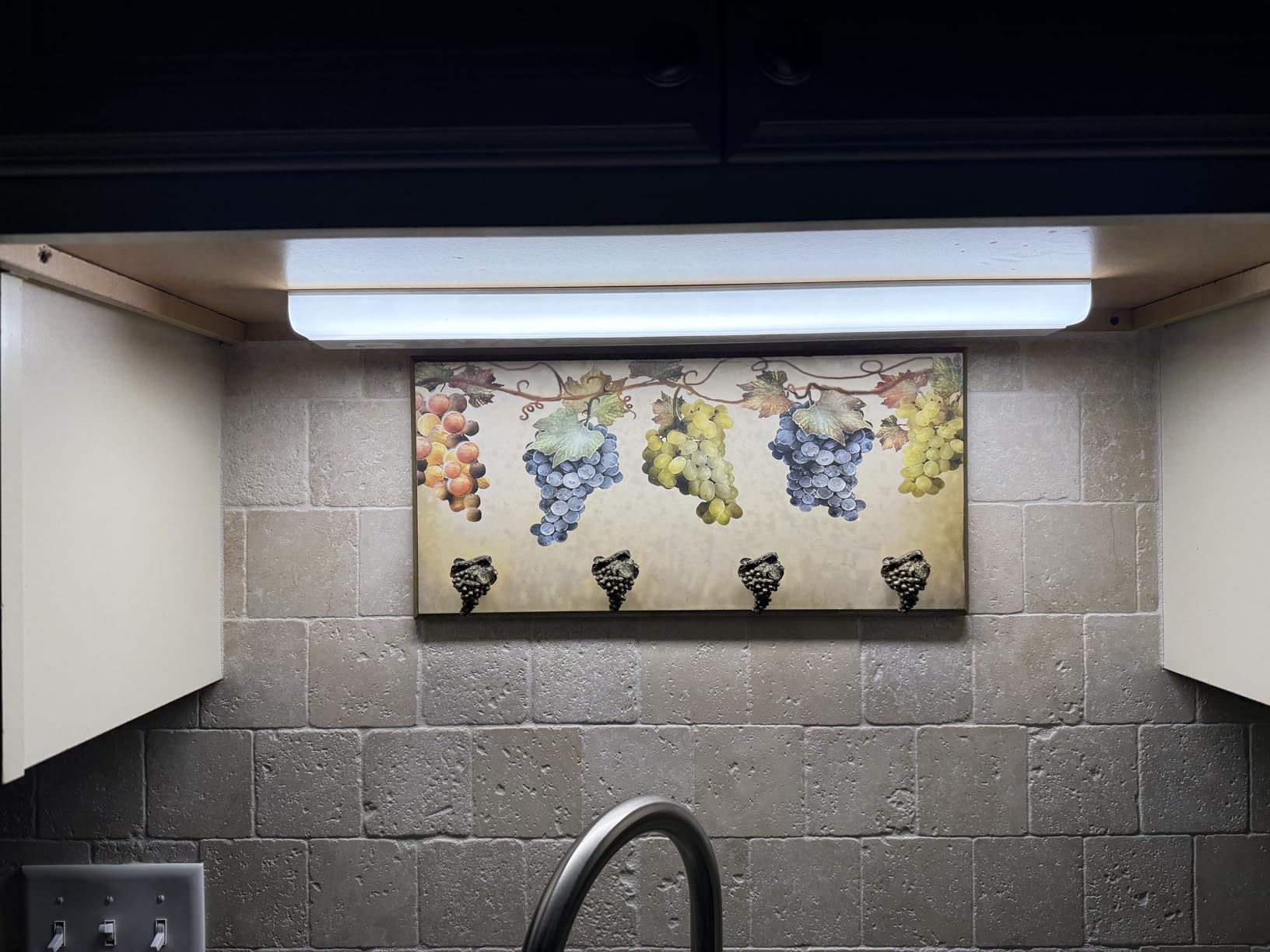 24” LED Direct Wire Under Cabinet Light - Dimmable Undercounter LED Lights for Kitchen - Selectable CCT 2700K-5000K, 612-648 Lumens, 9W - UCB Series Hardwired Under Cabinet Lighting by NICOR Lighting customer photo 1