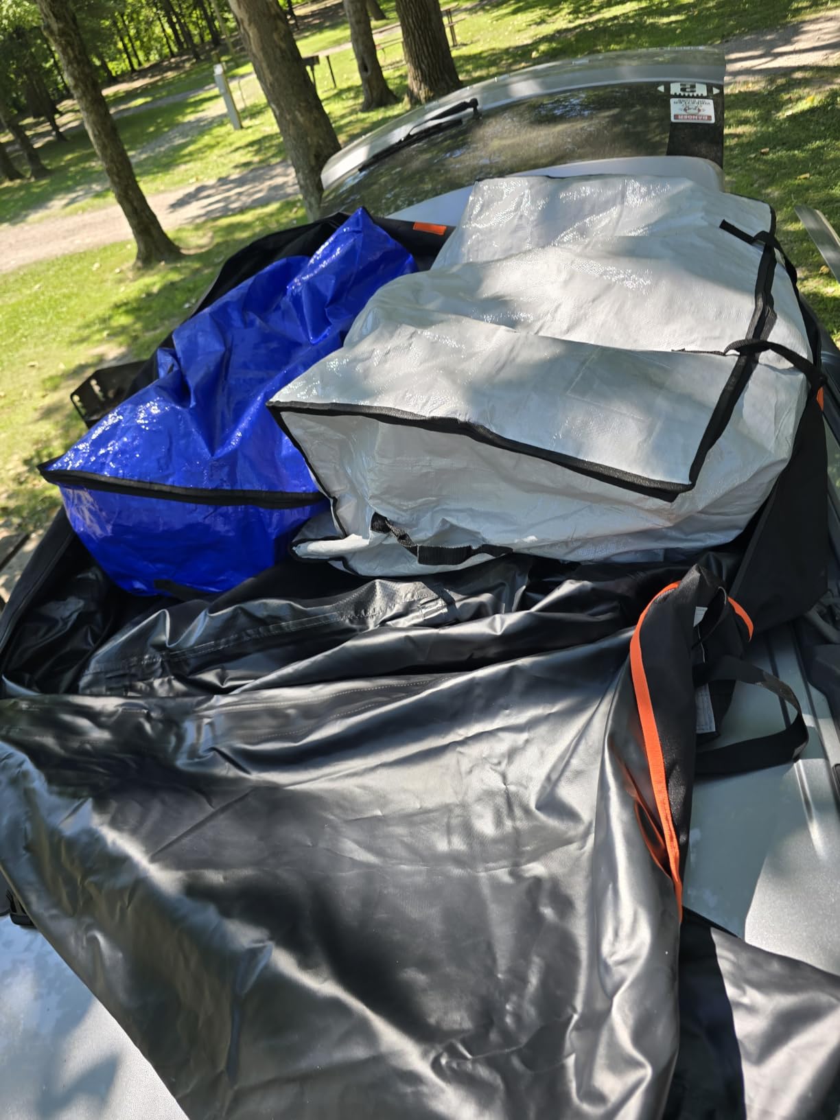 RoofPax XXL 28 cuft Car Rooftop Cargo Carrier Bag Extra Waterproof Car Roof Storage with 10 Heavy Duty Tie Down Straps and 4 Hooks Roof Bag Cargo Carrier for Top of Vehicle with/Without Rack customer photo 1
