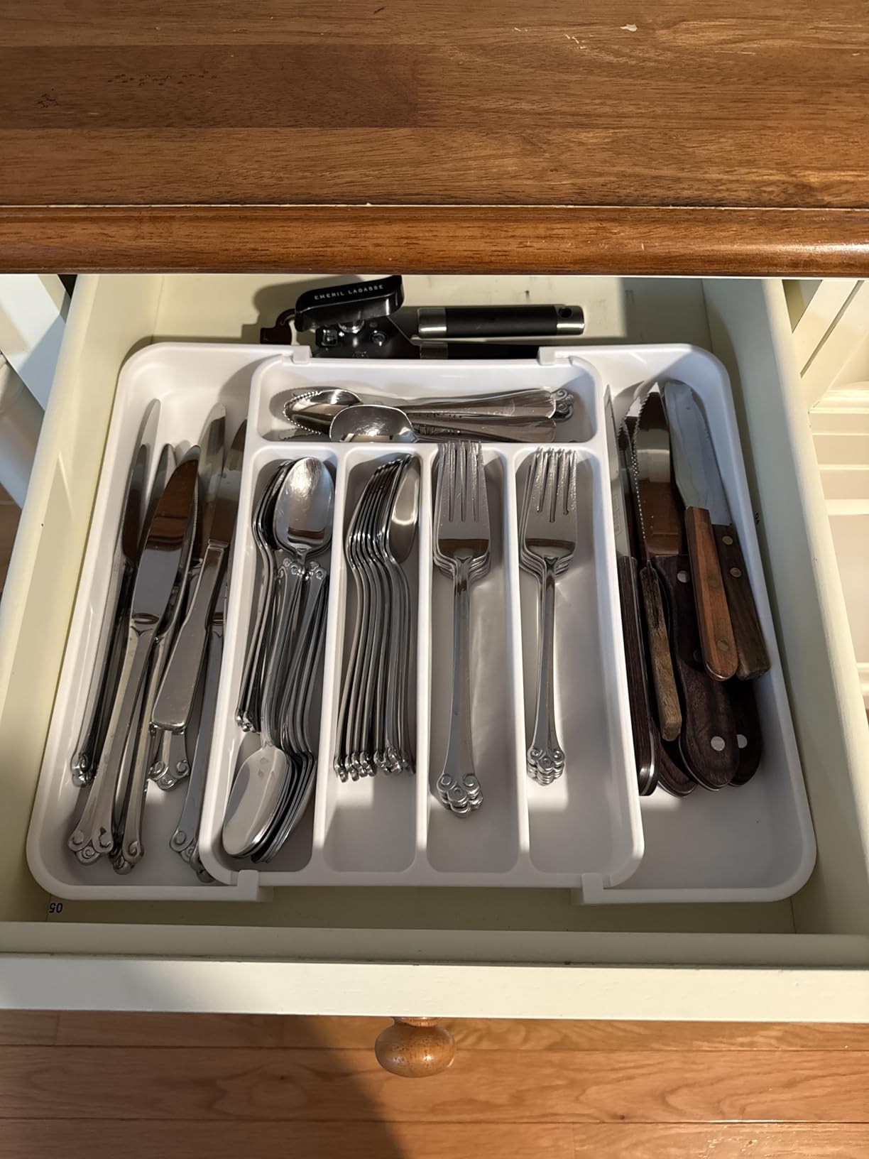 Aujen Silverware Drawer Organizer, Adjustable Utensil Cutlery Tray customer photo 1