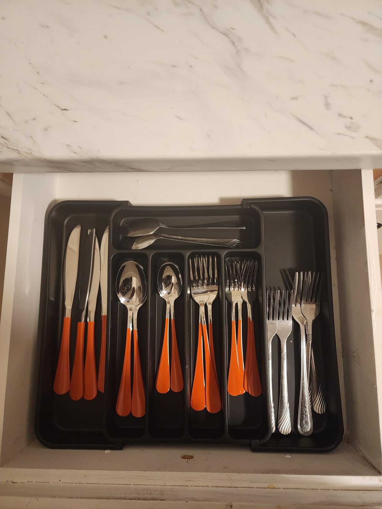 Aujen Silverware Drawer Organizer, Adjustable Utensil Cutlery Tray customer photo 2