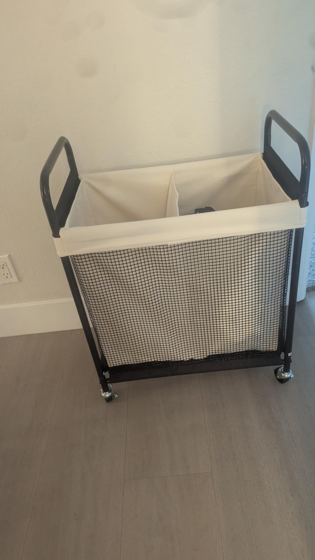 STO STO Laundry Hamper 2 Section, 100L Rolling Laundry Sorter Cart with Removable and Washable Liner Bag, Clothes Hamper with Wheels and Metal Handle for Laundry Room and Bedroom customer photo 2