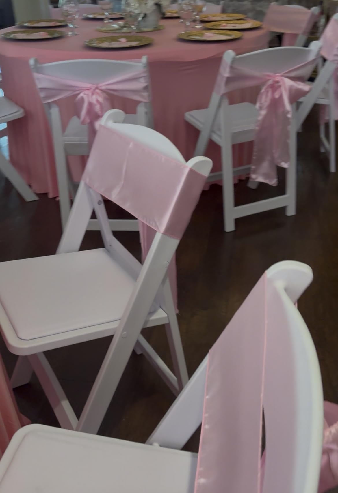 VINGLI Resin Folding Chairs with Cushion, Foldable Plastic Chair with Comfortable Padded Seats, Perfect for Event Party Indoor Outdoor, White, 8 PC customer photo 1