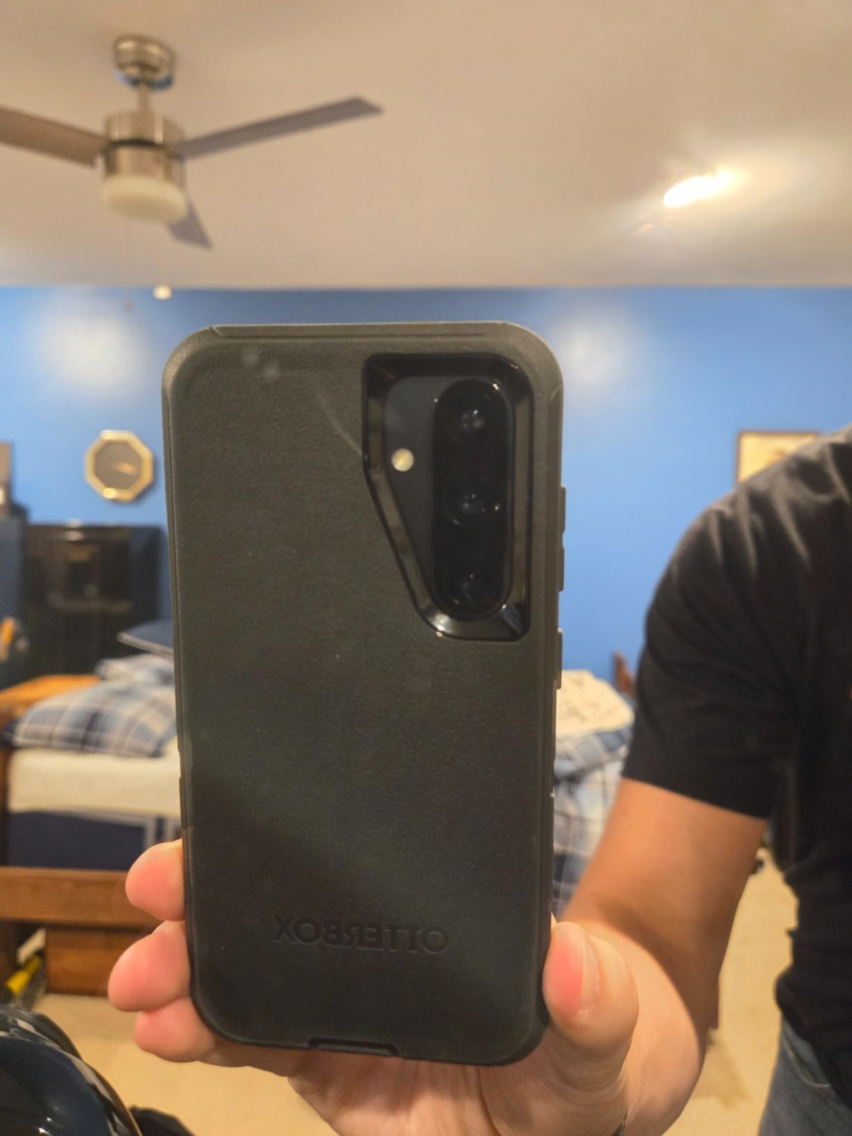 OtterBox Samsung Galaxy S24 Defender Series Case - Black | Tough, Rugged & Durable Samsung Galaxy Case, Multi-Layer, Impact Absorbing Phone Case for Samsung, Includes Holster Kickstand customer photo 2