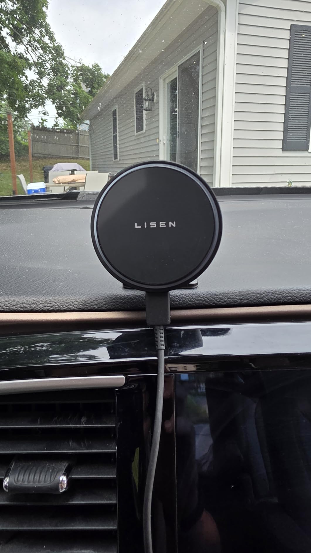 LISEN 15W MagSafe Car Mount Charger, Magnetic Phone Holders for Your Car | [Dual Mounting Type for 99% Vehicles] Magsafe Car Mount,15W Magnetic Wireless Car Charger Car Accessories for iPhone 17-12 customer photo 1