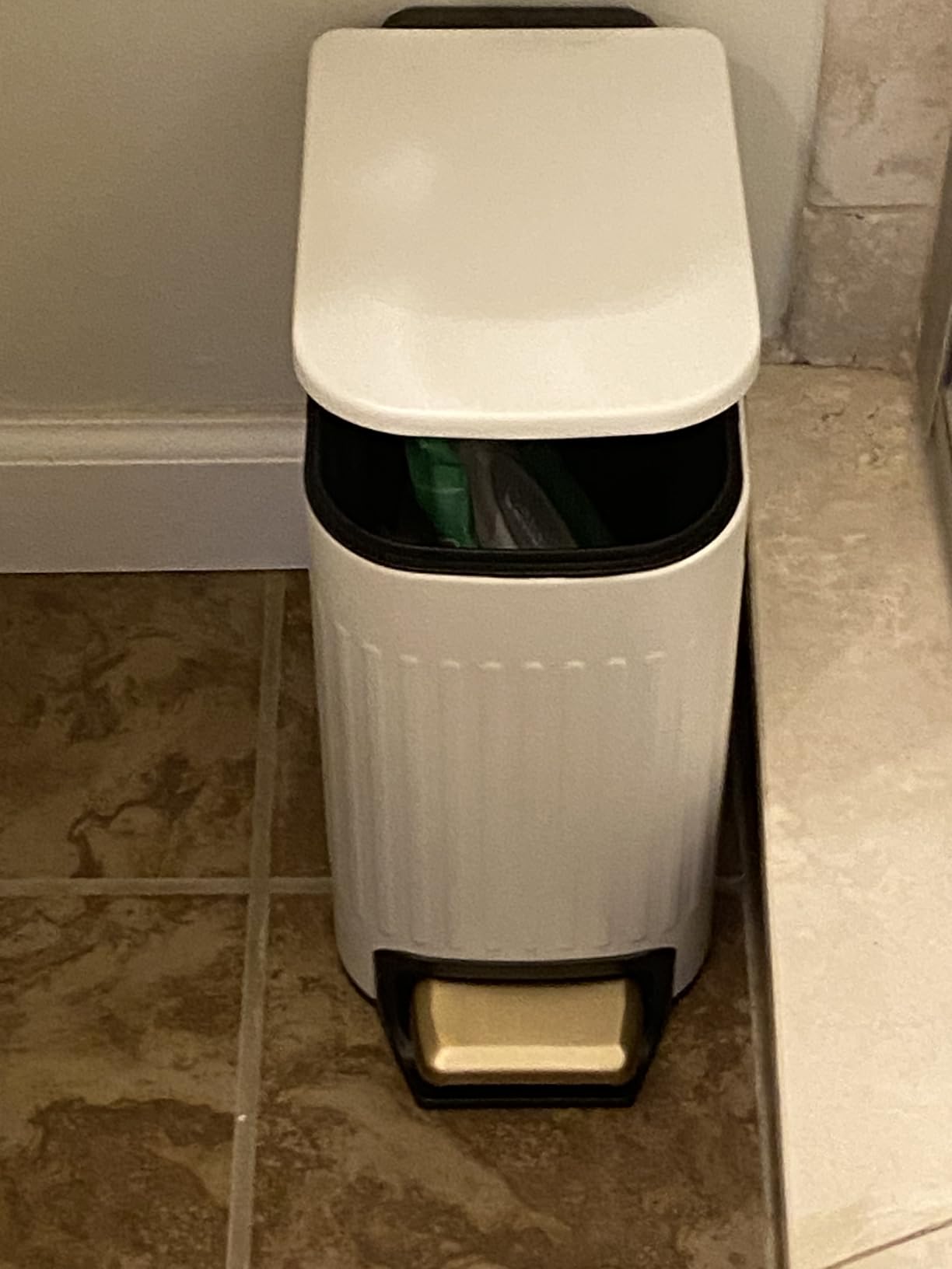 CEROELDA Small Bathroom Trash Can with Lid Soft Close-5L/1.3 Gal Stainless Steel Garbage Can-Step Pedal Wastebasket Slim Trash Bin for Office, Bedroom, Toilet, Live Room-White customer photo 2