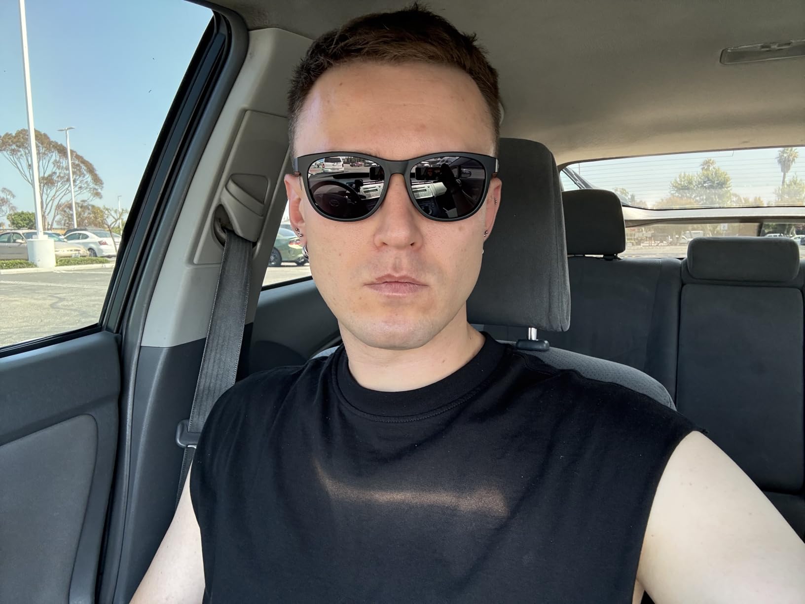 Tifosi Swank Lifestyle Sunglasses - Running, Cycling & Golf customer photo 1