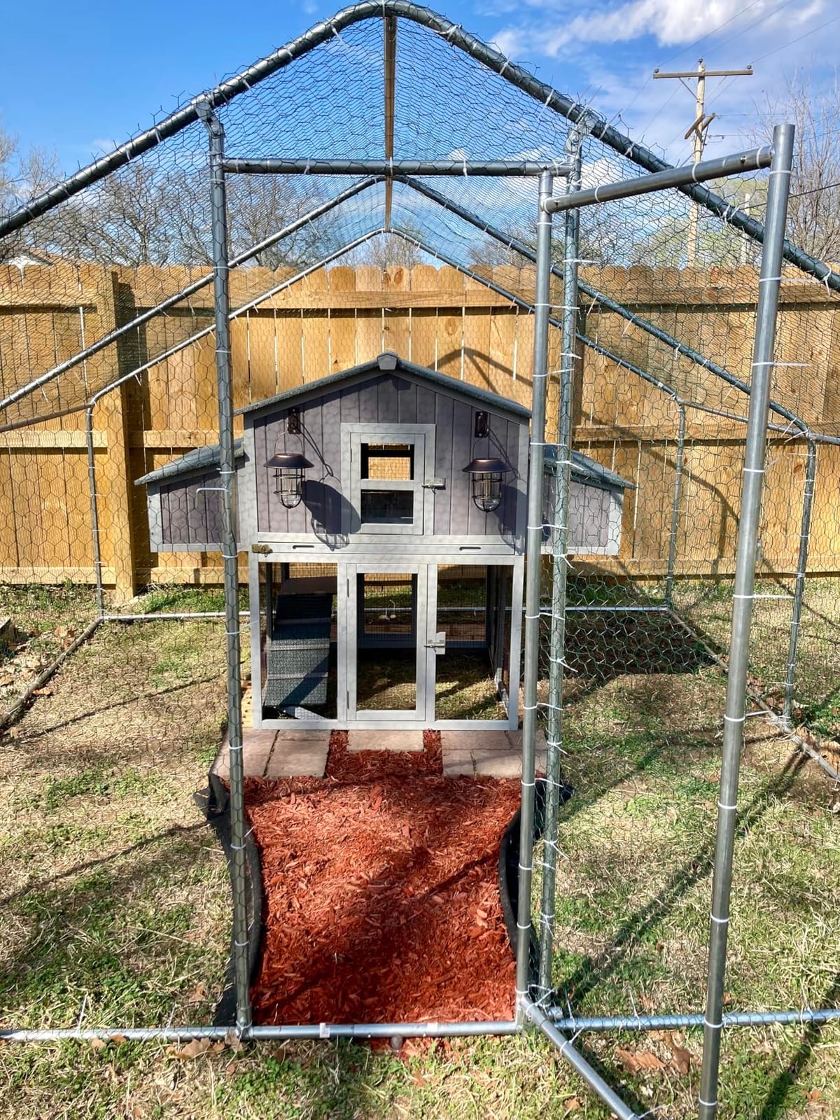 GUTINNEEN Large Chicken Coop with Durable Wheels for 8-10 Chickens, 68.1