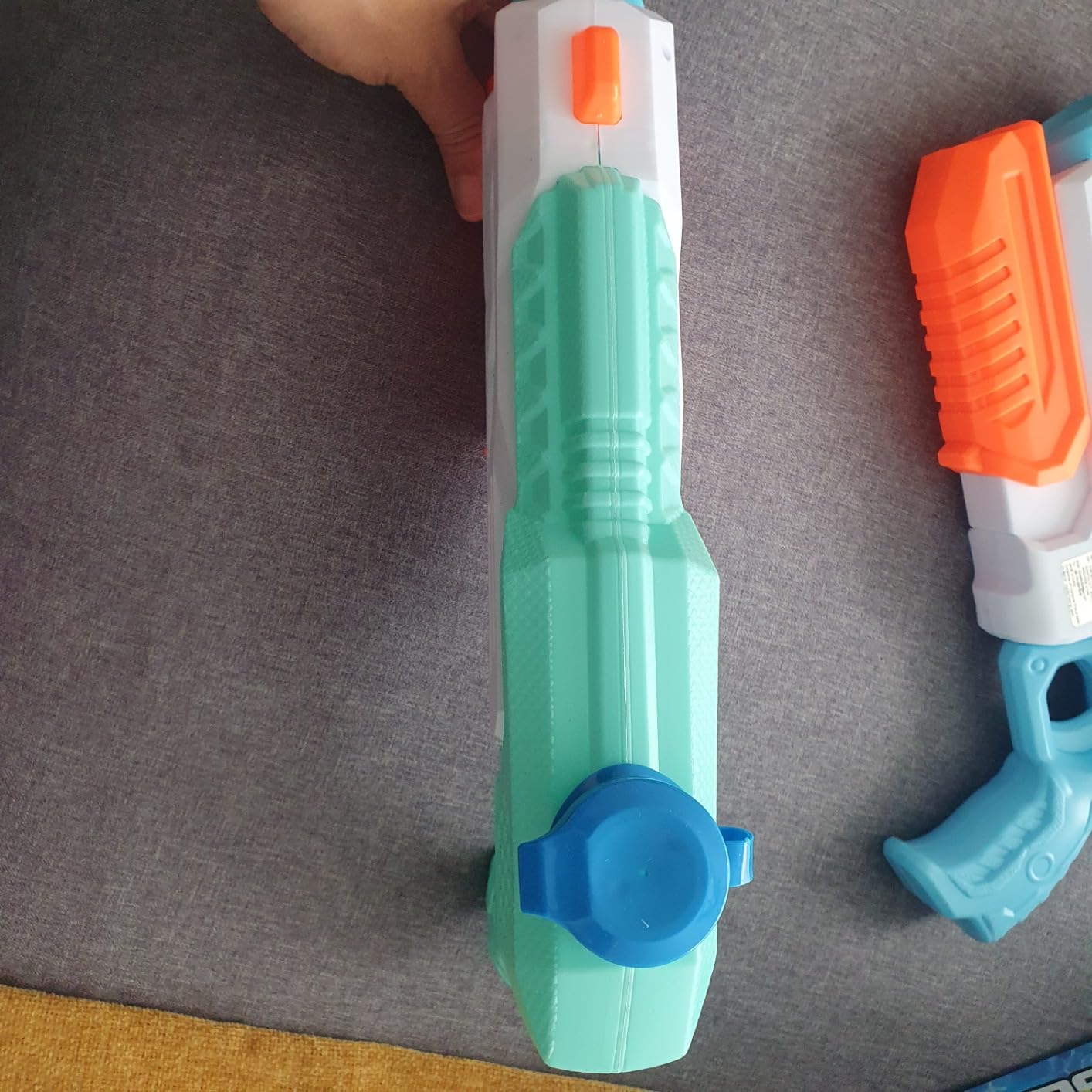 600cc Water Gun for Kids Adults：6 Pack Squirt Blasters Super Water Gun Soaker with Long Range High Capacity for Boys Girls Summer Swimming Pool Beach Outdoor Water Fighting Play Toys Party Favors customer photo 1