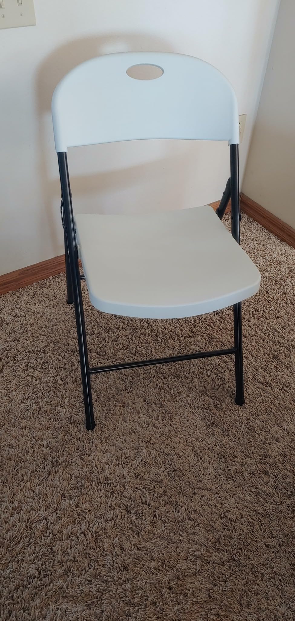 Nazhura 350 Weight Limit Heavy Duty Plastic Folding Chair with Reinfoced Steel Frame for Indoor and Outdoor, Wedding, Party, Restaurant, Meeting Room, Patio and Garden (6, White) customer photo 2