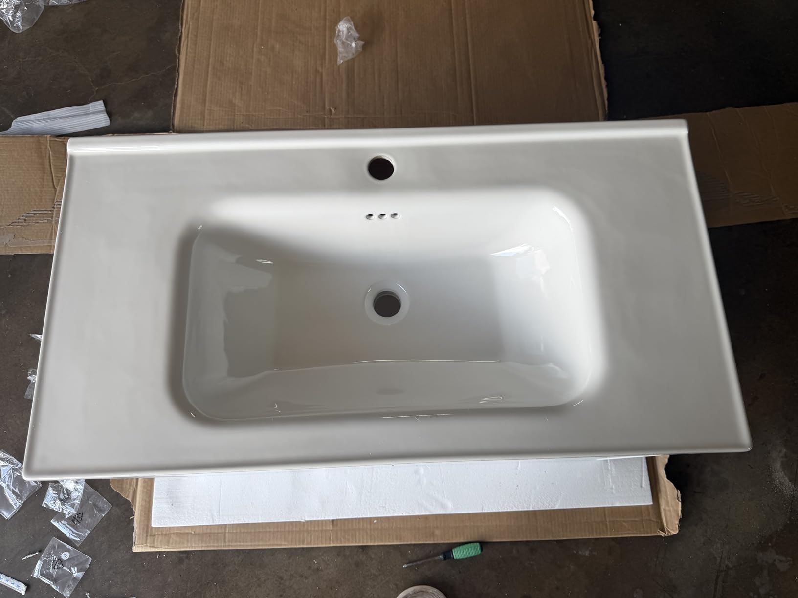 OLD CAPTAIN Bathroom Vanity with Ceramic Sink, 30