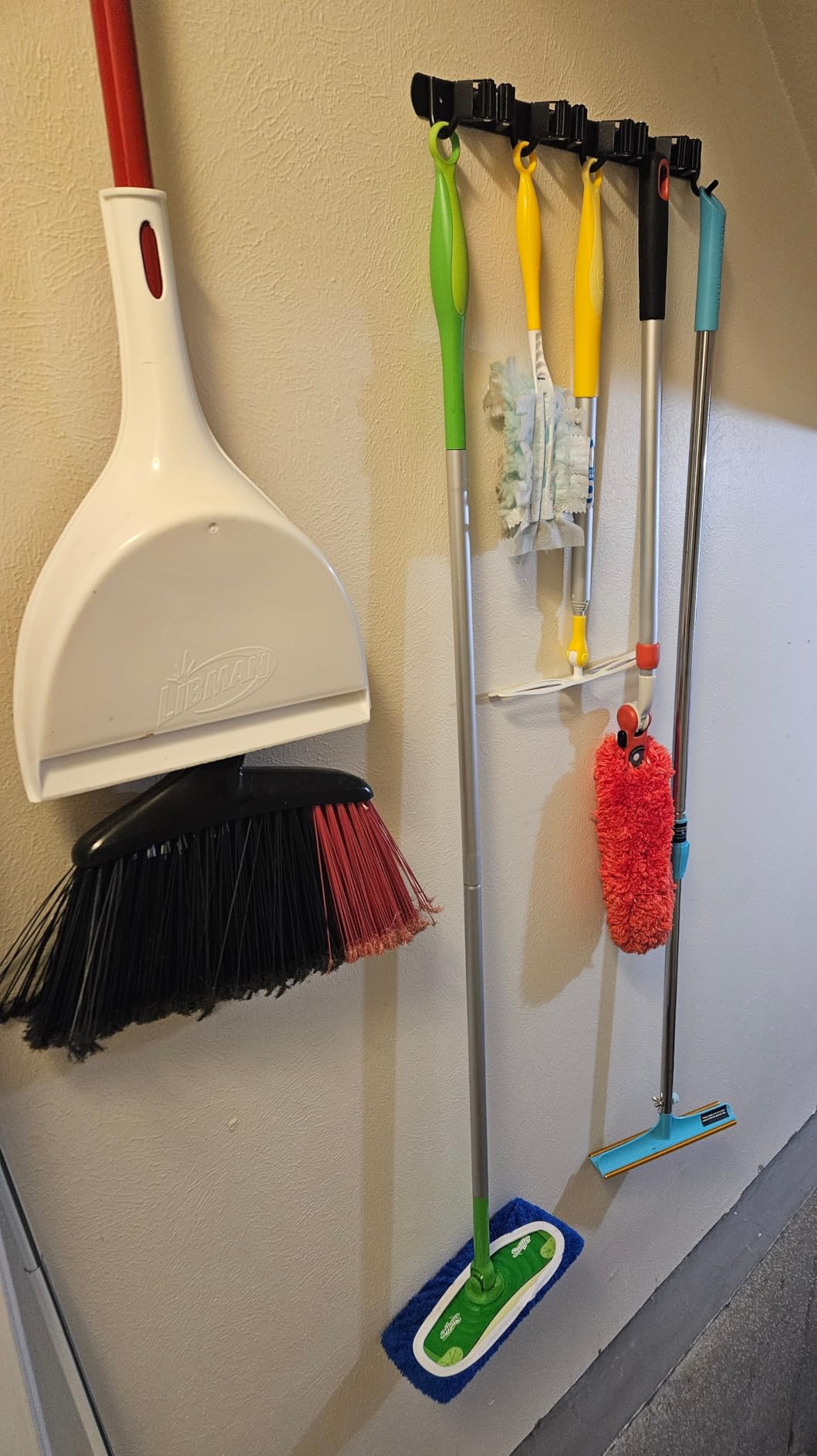ZONGOOL 2 Pack Mop Broom Holder Wall Mount 4 Racks 5 Hooks Storage Black customer photo 1