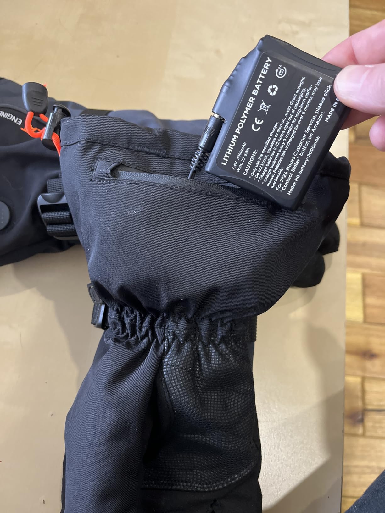 WASOTO Heated Gloves for Men Women Heated Ski Touchscreen Waterproof Electric Heated Fishing Gloves for Winter Outdoor Work Skiing Hiking Camping Raynaud customer photo 2