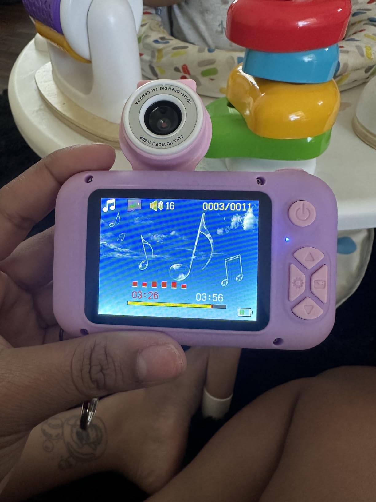 ARNSSIEN Kids Camera for Toddlers with 180°Flip Lens,2.4 Inch IPS Screen customer photo 2