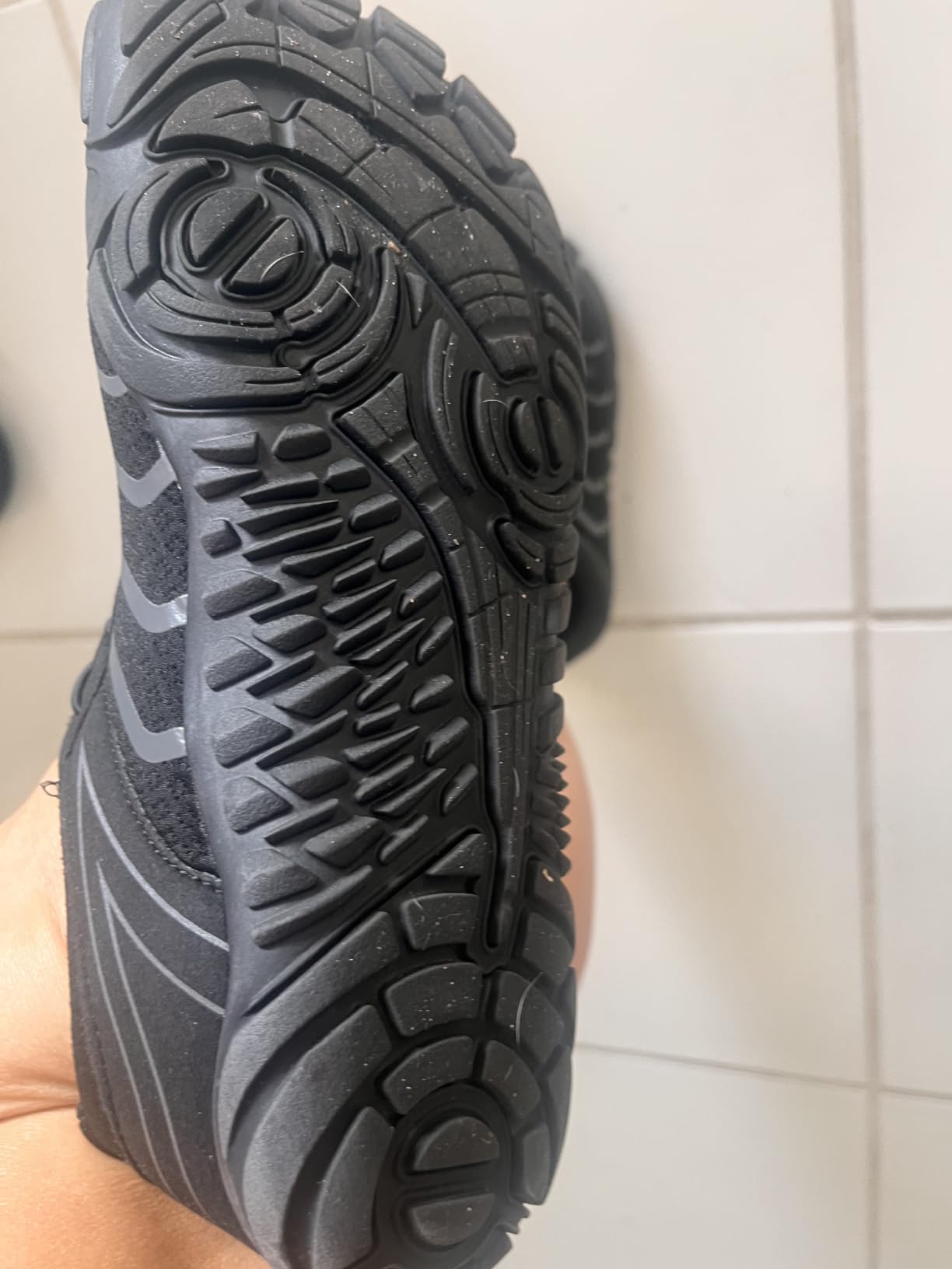 Hike Barefoot Shoes for Women Men Breathable & Non-Slip Athletic Footwear Wide Toe Water Shoes,Designed for Walking,Running&Swimming customer photo 1
