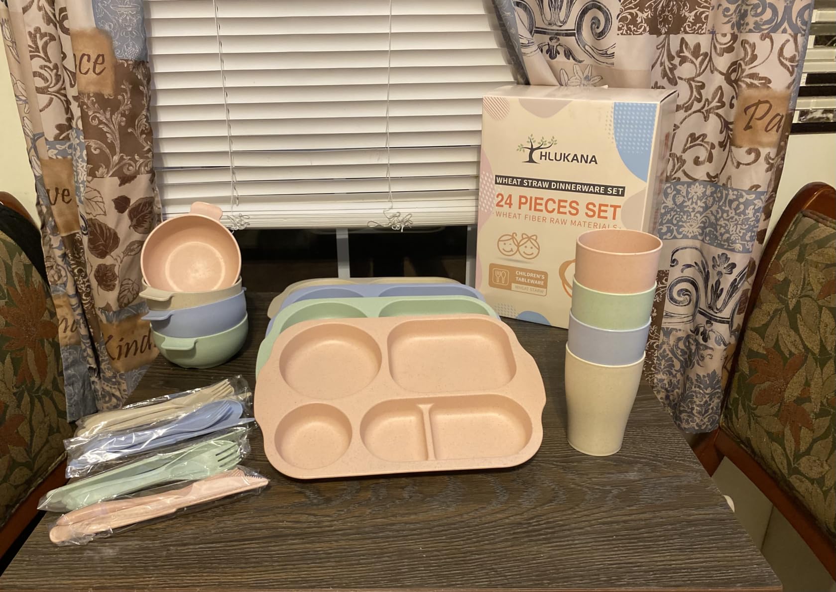 Hlukana 24 Pcs Wheat Straw Dinnerware Cutlery Set, Unbreakable Tableware Set, Including Kids Toddlers Divided Plates, Bowls, Cup, Cutlery Spoons Knifes Forks, BPA Free, Microwave Dishwasher Safe customer photo 2