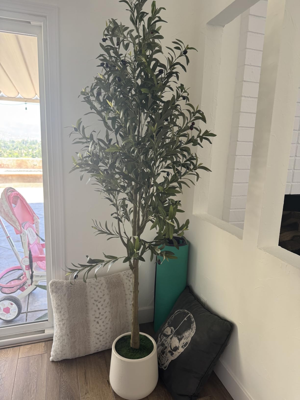 VIVATREES Olive Trees Artificial Indoor, 5FT Tall Faux Olive Tree with White Tall Planter, Artificial Plants with Natural Wood Trunk and Lifelike Fruits for Home Office Decor customer photo 2