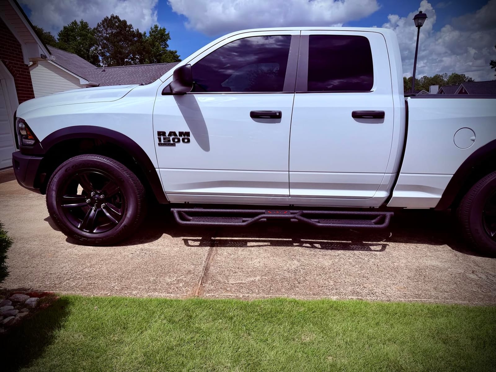 YZONA Running Boards for 2009-2026 Dodge Ram 1500 2500 3500 Side Steps customer photo 2