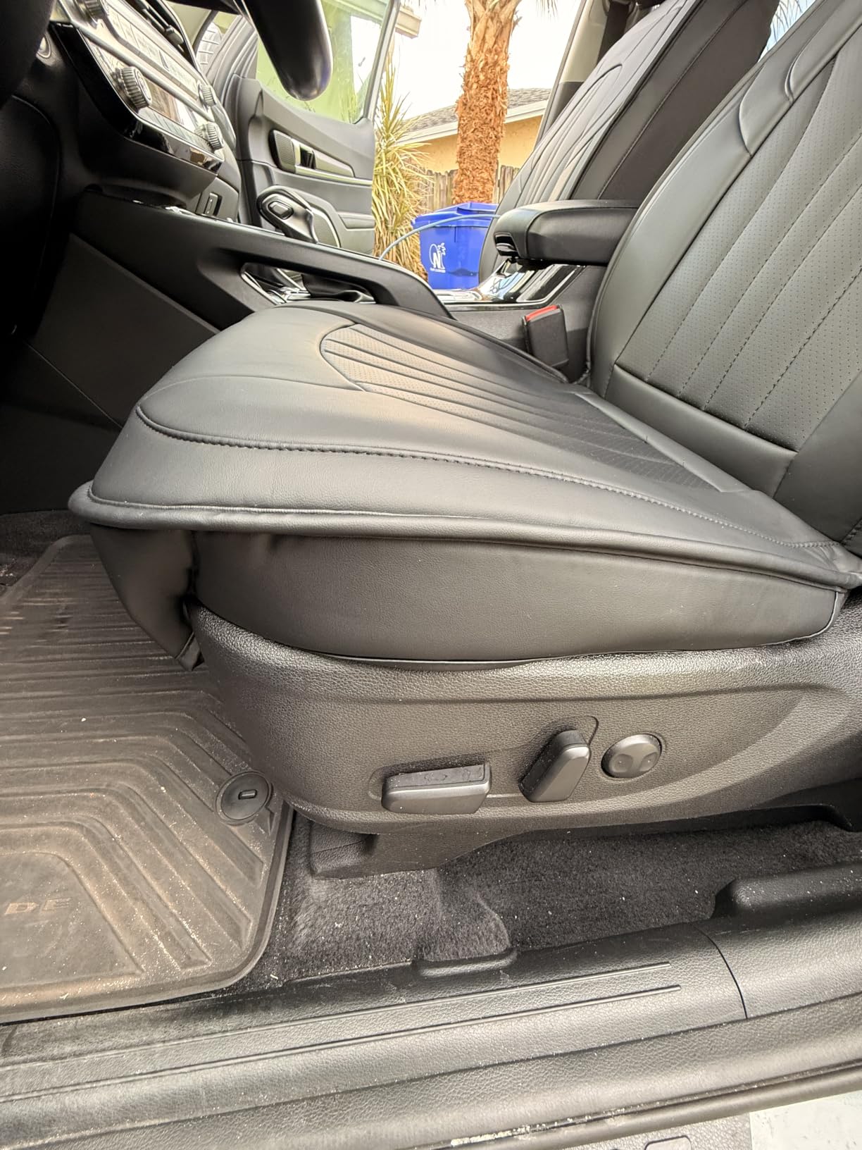 MINGBRON Car Seat Cover Full Set, Leather Car Seat Cover, Waterproof Seat Covers, Car Seat Cushion, Nappa Leather Seat Covers Car Seat Protector Universal Fit Most Cars, Black customer photo 2