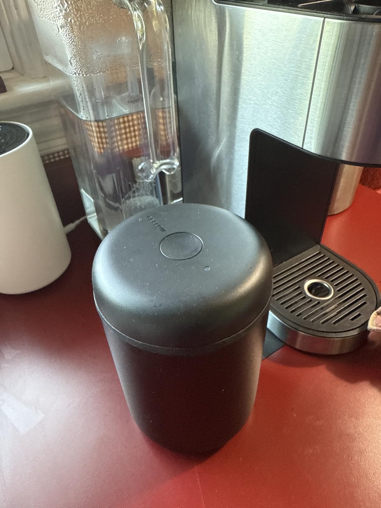 Fellow Atmos Electric Vacuum Coffee Canister 0.7L - Auto-Seal Steel customer photo 2