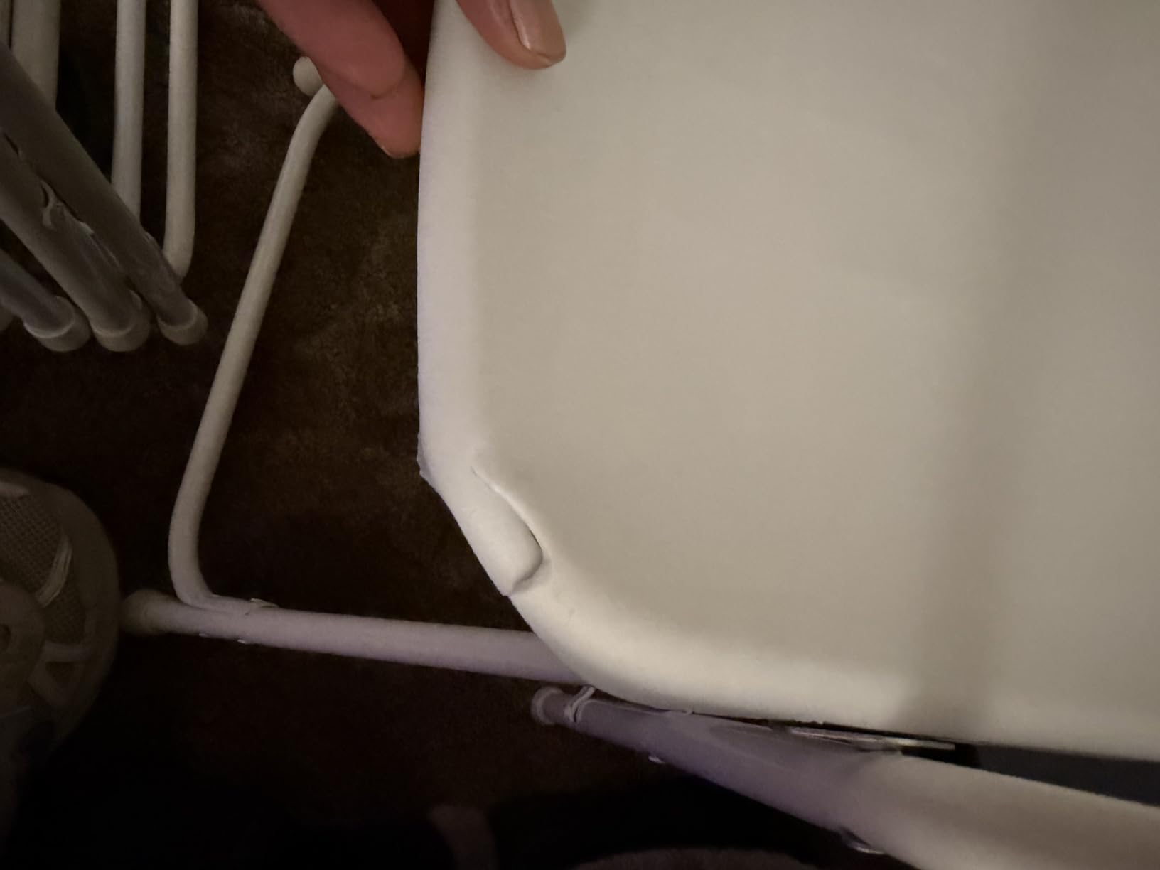 Bonnlo Folding Chairs Set of 10, White Plastic Chair Sturdy Seat with Metal Frame, Perfect for Party, Event, Wedding, Birthday, Office, Outside Entertaining customer photo 2