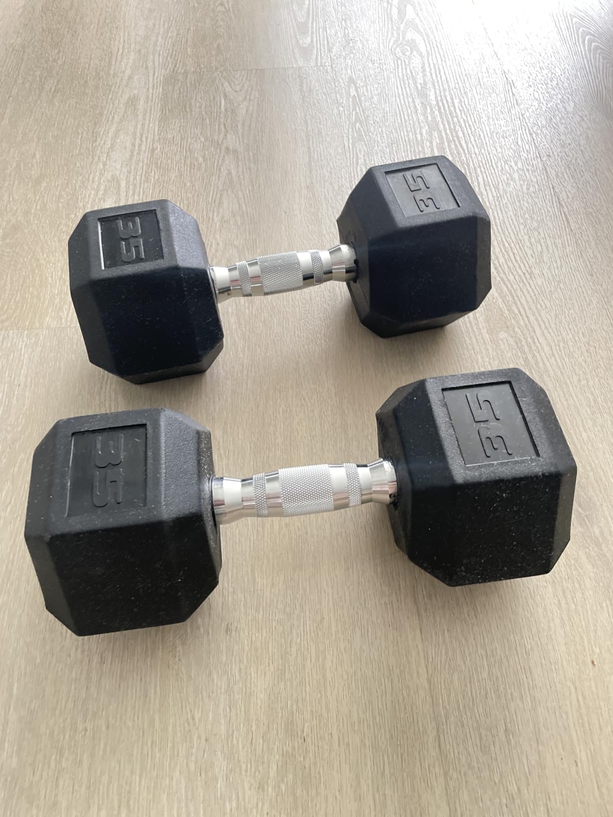 CAP Rubber Coated Dumbbell Weights, Free Weights for Home Gym Strength Training, Anti-Roll Hex Dumbbells with Black, Chrome & Comfort Grip Handles, Pairs & Sets customer photo 1