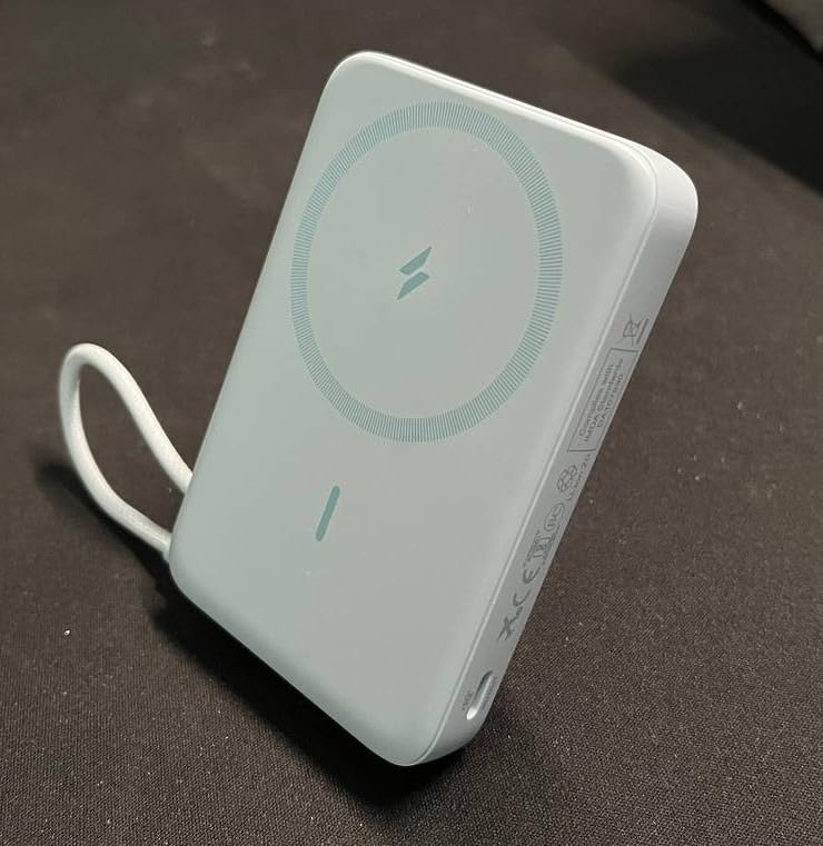 Anker Zolo Magnetic Power Bank, 10,000mAh Wireless Portable Charger customer photo 2