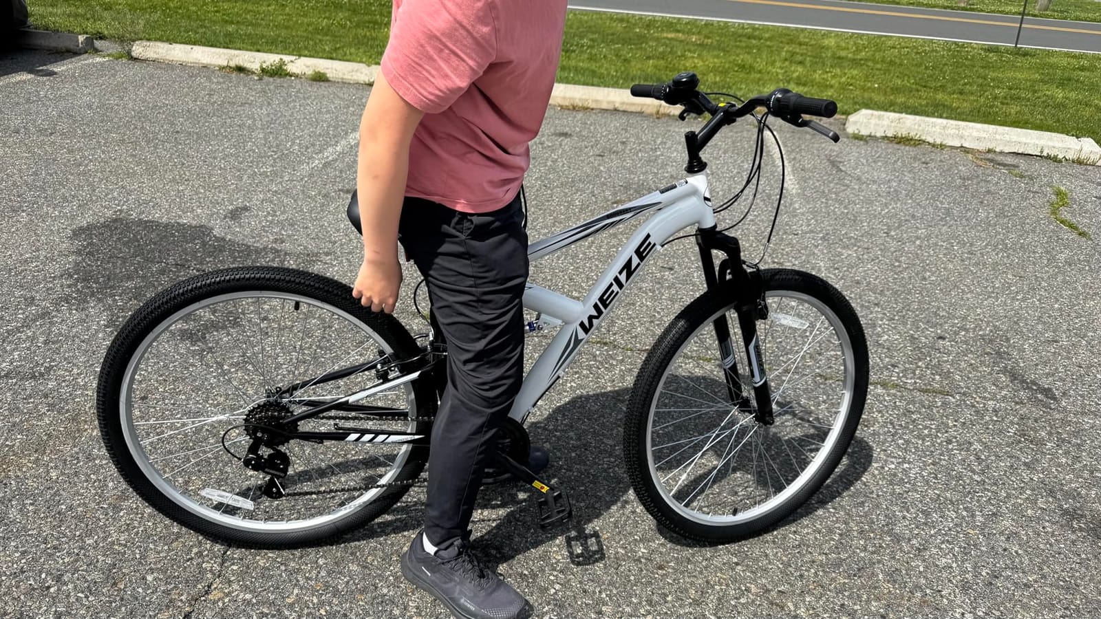 WEIZE Mountain Bike 24 26 27.5-Inch Adult Bicycle MTB for Men Teenage Women | Outdoor Cycling 18-Speed High-Carbon Steel Dual Full Suspension Adjustable Ergonomic Seat with Suspension Fork, Multicolor customer photo 1