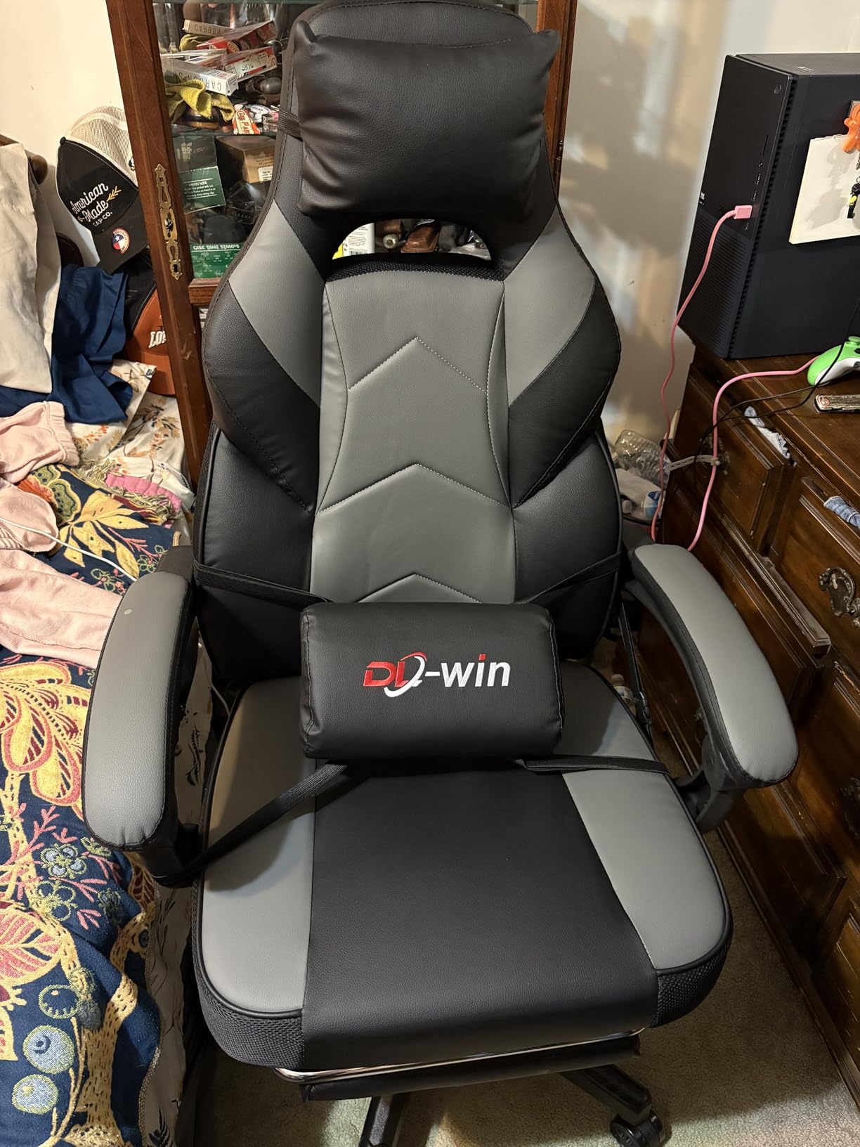 DL-win Gaming Chairs for Adults, Computer Chair with Footrest and High Back, Big and Tall Gamer Chair's with Massage Lumbar Support, 360° Swivel Height Adjustable Gaming Chair, Grey customer photo 2