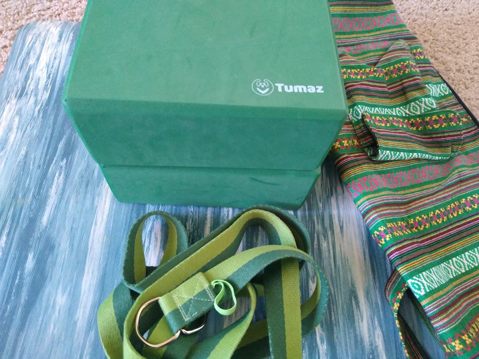 Tumaz Non-Slip Yoga Blocks,High-Density EVA Foam 2 Pack for Yoga & Pilates customer photo 2