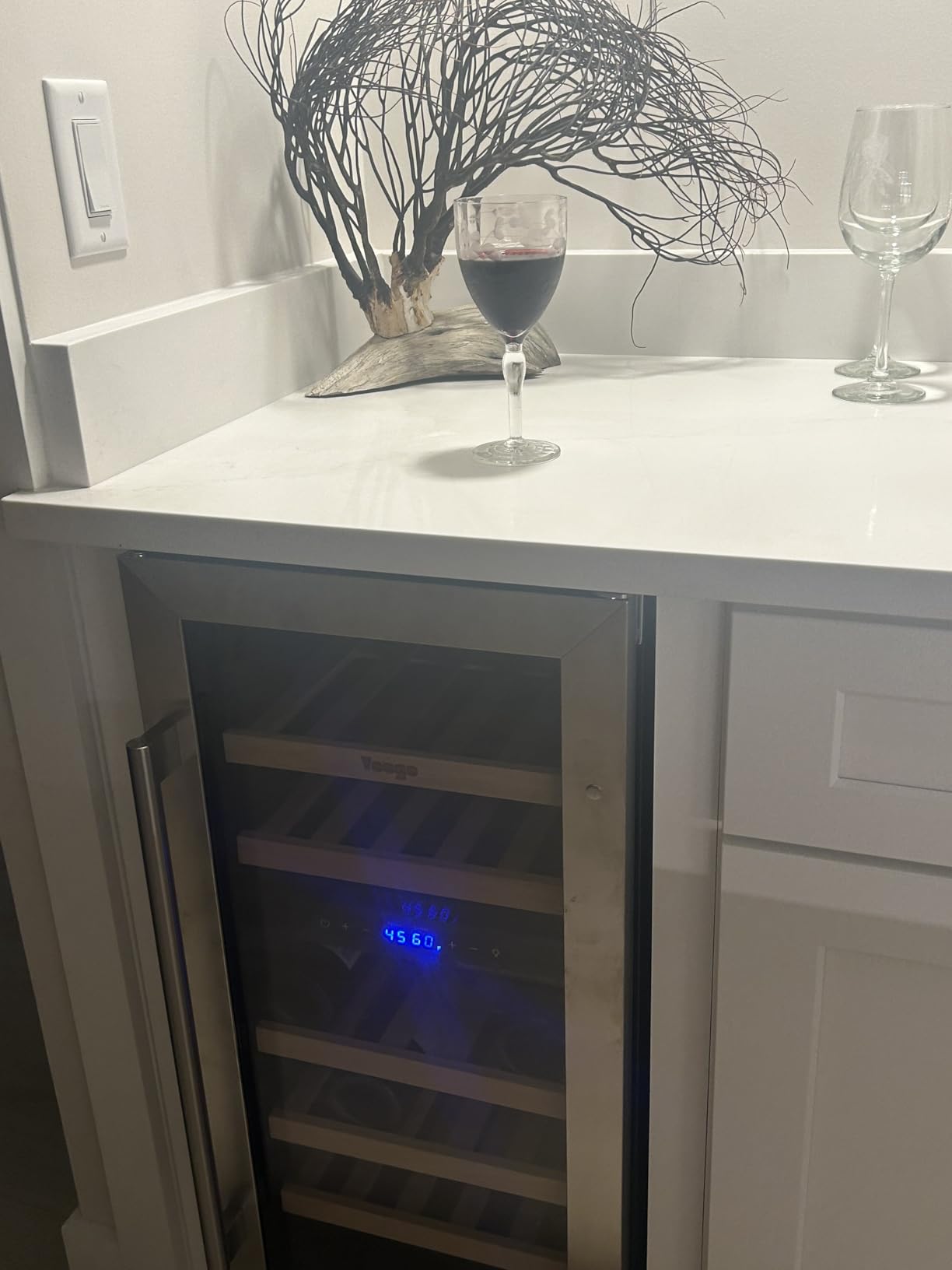 Yeego 24 Inch Wine and Beverage Refrigerator with 60 Can and 20 Bottle | 36-72°F Dual Zone Wine Cooler with Glass Door | Under Counter, Built-In or Freestanding | For Home Bar, Kitchen customer photo 1