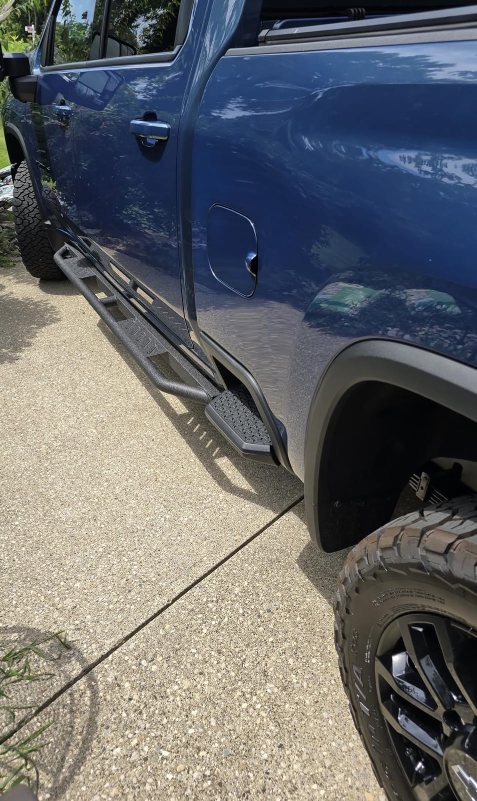 Tyger Auto Trax Side Steps Compatible with 2019-2026 Chevy Silverado GMC Sierra 1500; 2020-2026 2500 3500HD | Crew Cab | TG-TX7C29758 | Textured Black Rail Running Board customer photo 2