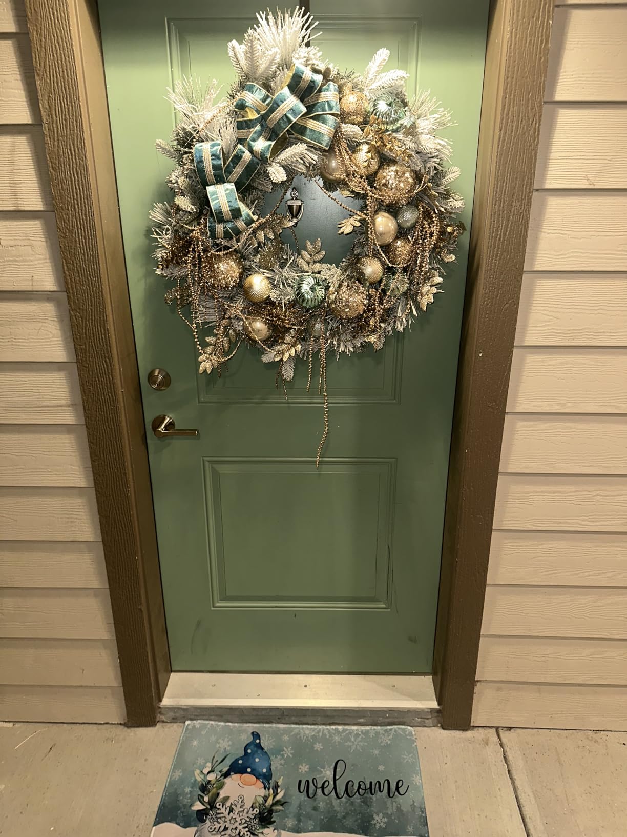 Merry Christmas Door Mat Outdoor for Front Door,Red Snowflake Snow Welcome Doormat,Winter Xmas Holiday Floor Rugs for Indoor Porch Entrance Farmhouse Decor 30