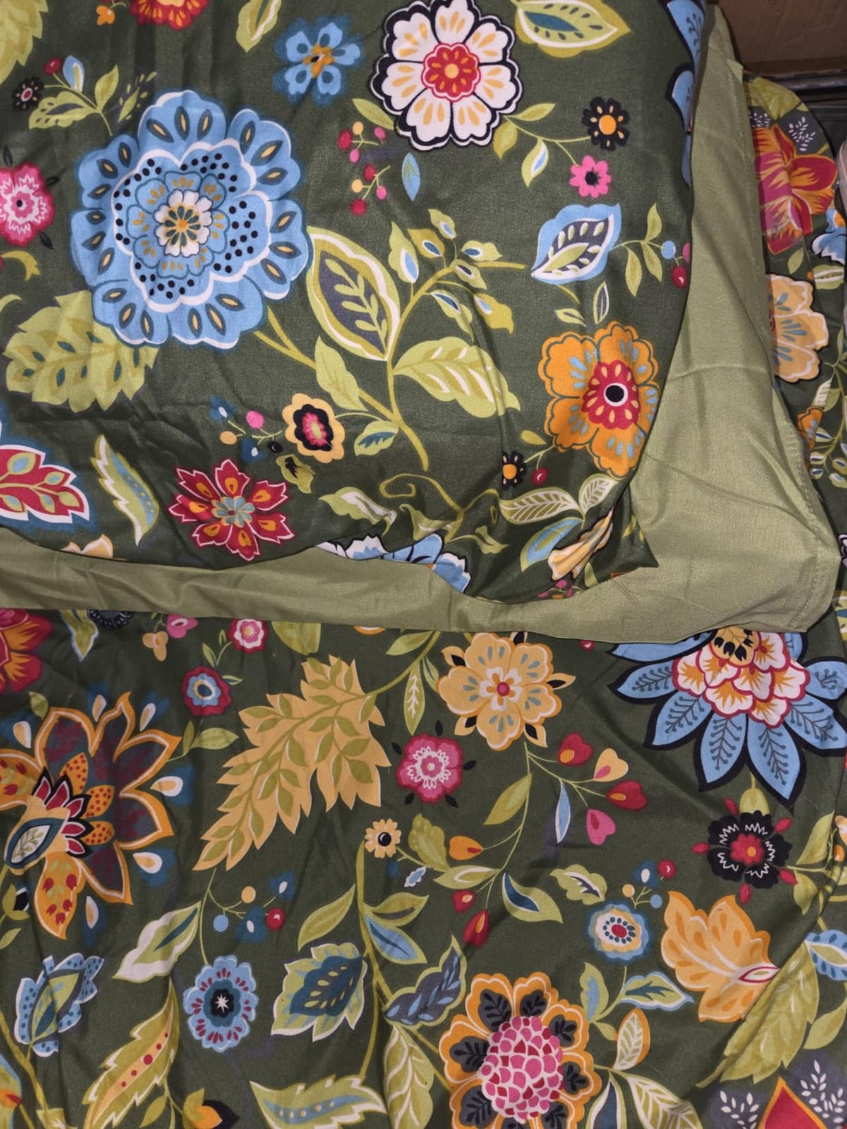 Bedlifes Floral Pattern Bed Sheet Set Queen Size, 18-24