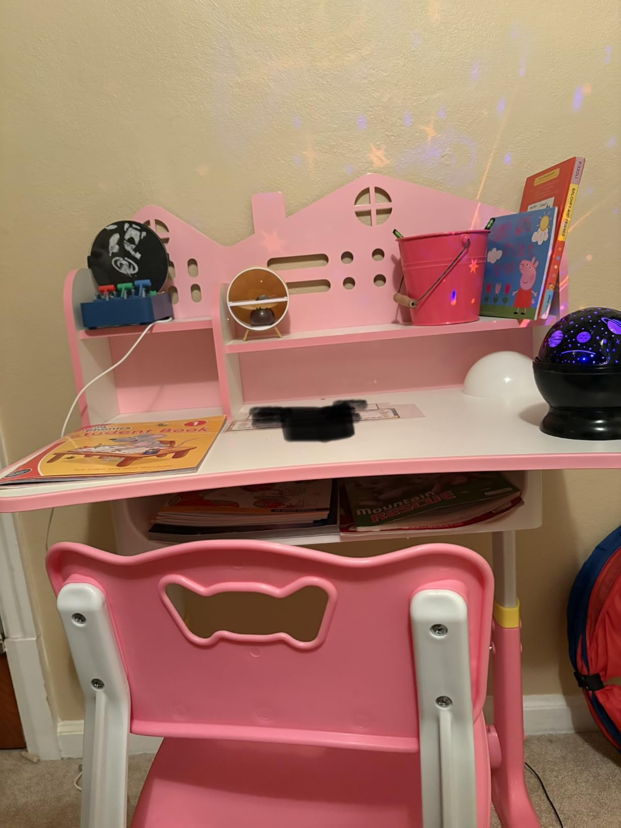 Kids Desk and Chair Set, Height Adjustable Kids Desk customer photo 1