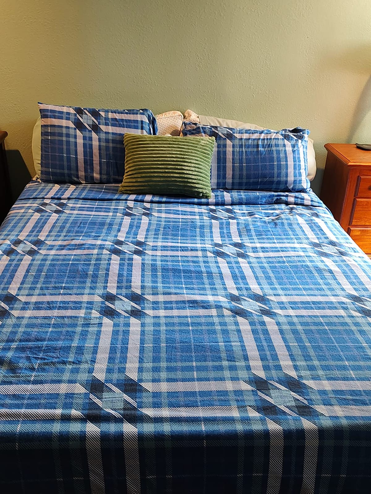 RUVANTI 100% Cotton Sateen Sheets Queen Size, Sweet Pea Fest customer photo 1