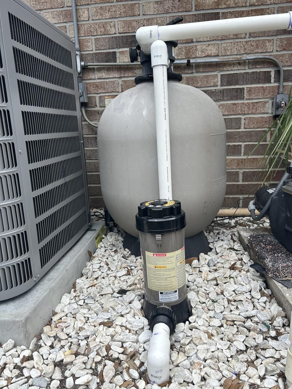 Hayward CL200EF in-Line Automatic Chlorine Feeder, Offline Pool Chlorinator and Chlorine Dispenser, Up to 9 lb Capacity, for In-Ground Swimming Pools customer photo 1