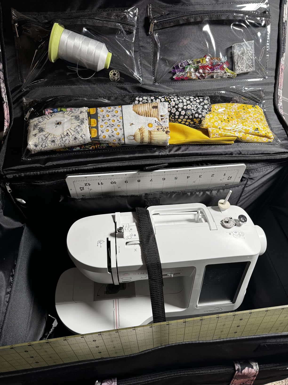 Everything Mary XXL Rolling Sewing Machine Case – Black Quilted Craft Bag with 4 Wheels – Spacious Storage Organizer with Pockets for Sewing & Craft Supplies customer photo 1