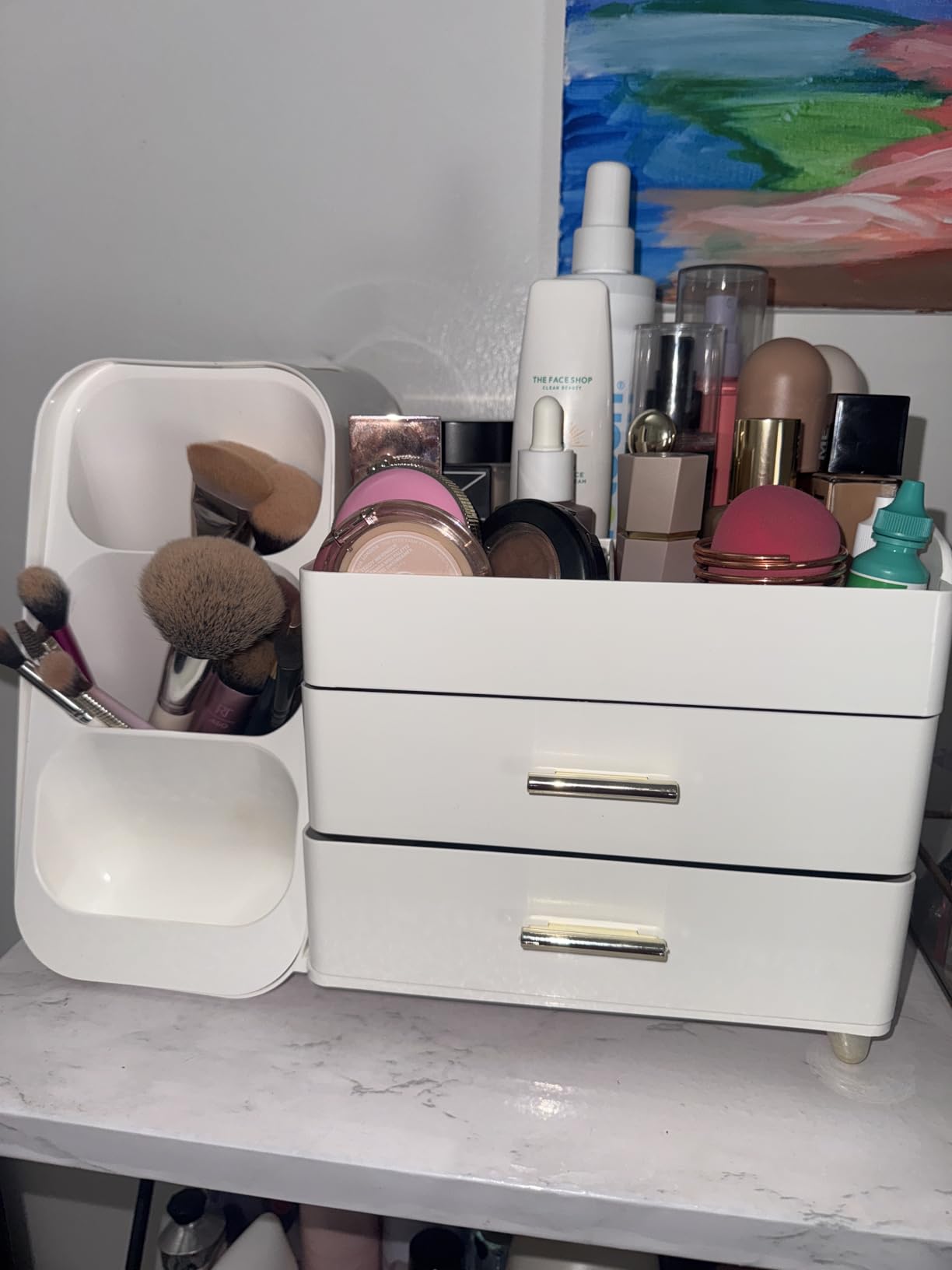 HBlife Makeup Organizer with Brush Holder for Vanity, Large Plastic Bathroom Countertop Organizer Skin Care Storage, Easy to Store Lipsticks, Nail Polishes, Perfumes, Eyeshadow Palettes, All White customer photo 2