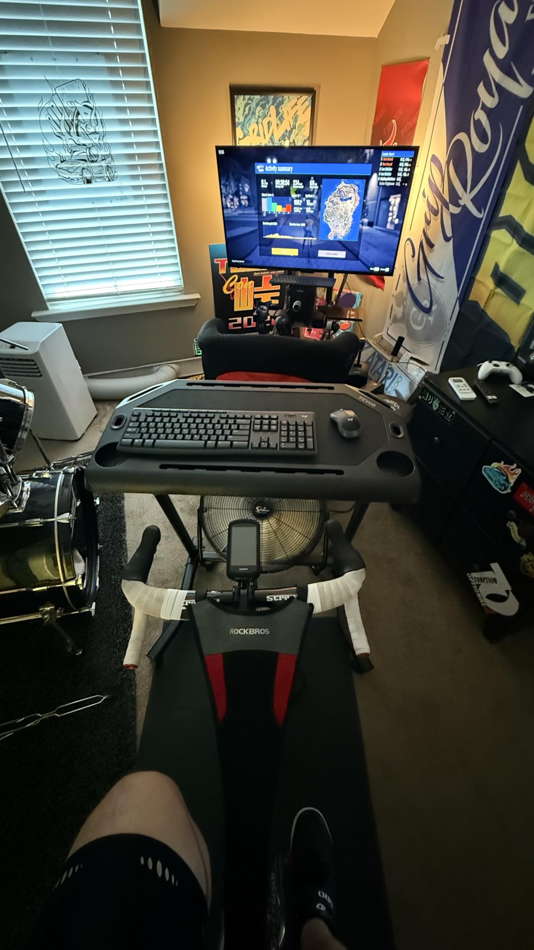 VEVOR Cycling Desk, Adjustable Bike Trainer & Treadmill Desk with Triangle Support, Non-Slip Multi-Slot Bike Trainer Fitness Desk with Handle Bar, Fit for Home Office Exercise customer photo 2