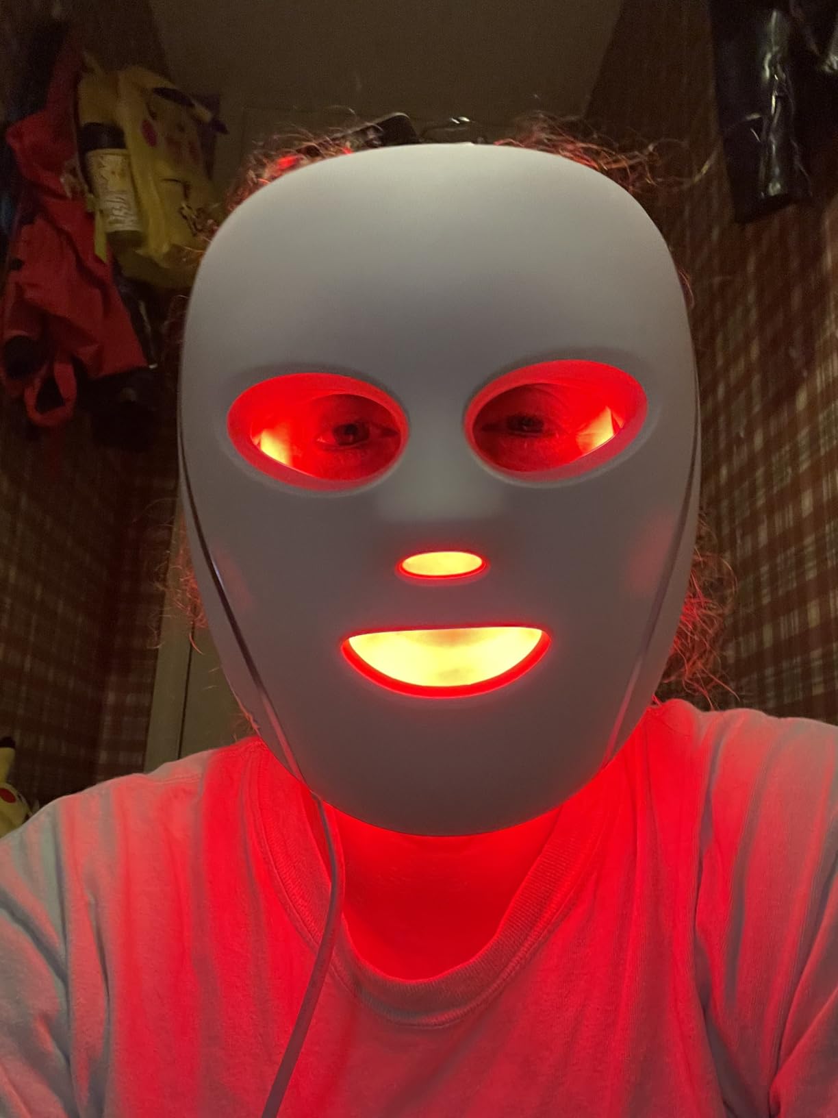 Shark CryoGlow LED Face Mask, Red Light Therapy, Under-Eye Cooling, FW312PL | Red, Blue & Deep Infrared Light, Skincare Device for Fine Lines & Acne, Clinically Tested & FDA-Cleared, 4 Modes, Lilac customer photo 2