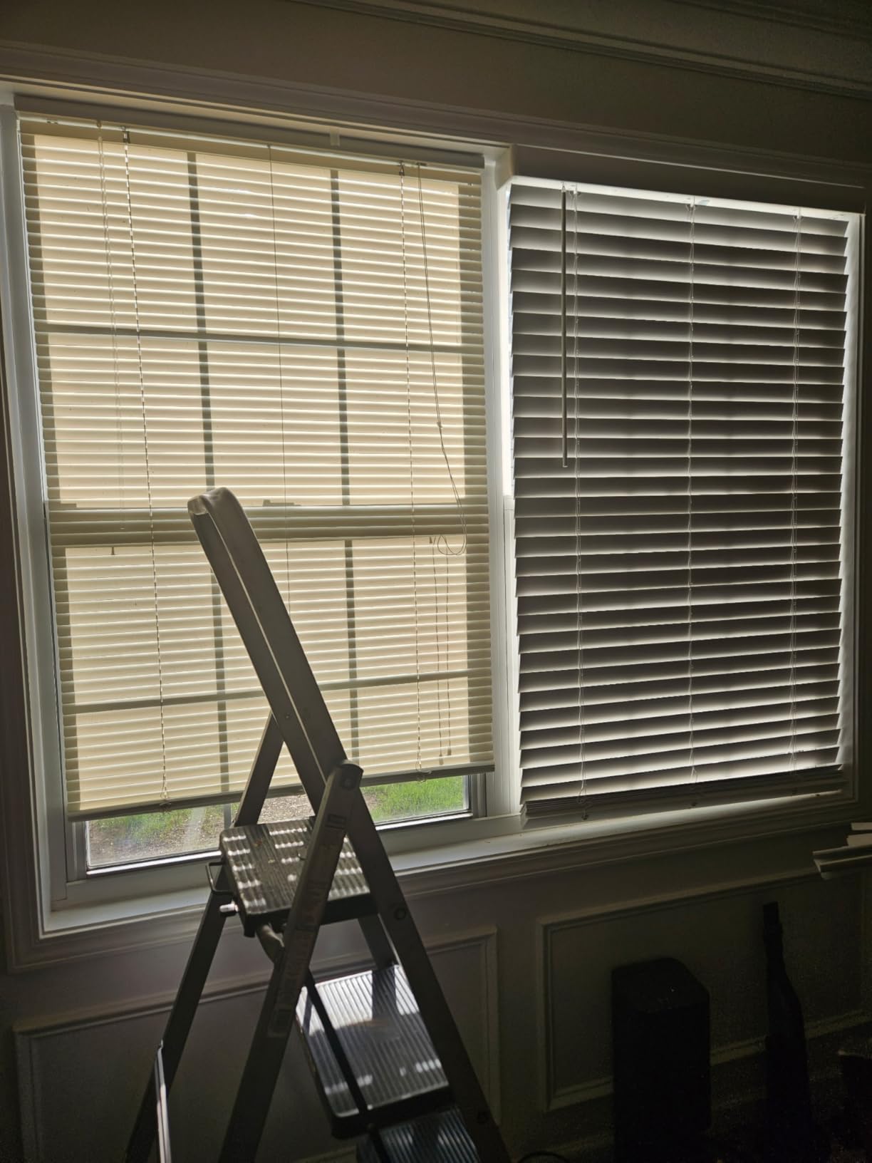 LEVOLOR Basics Cordless Faux Wood Blinds for Indoor Windows, 35