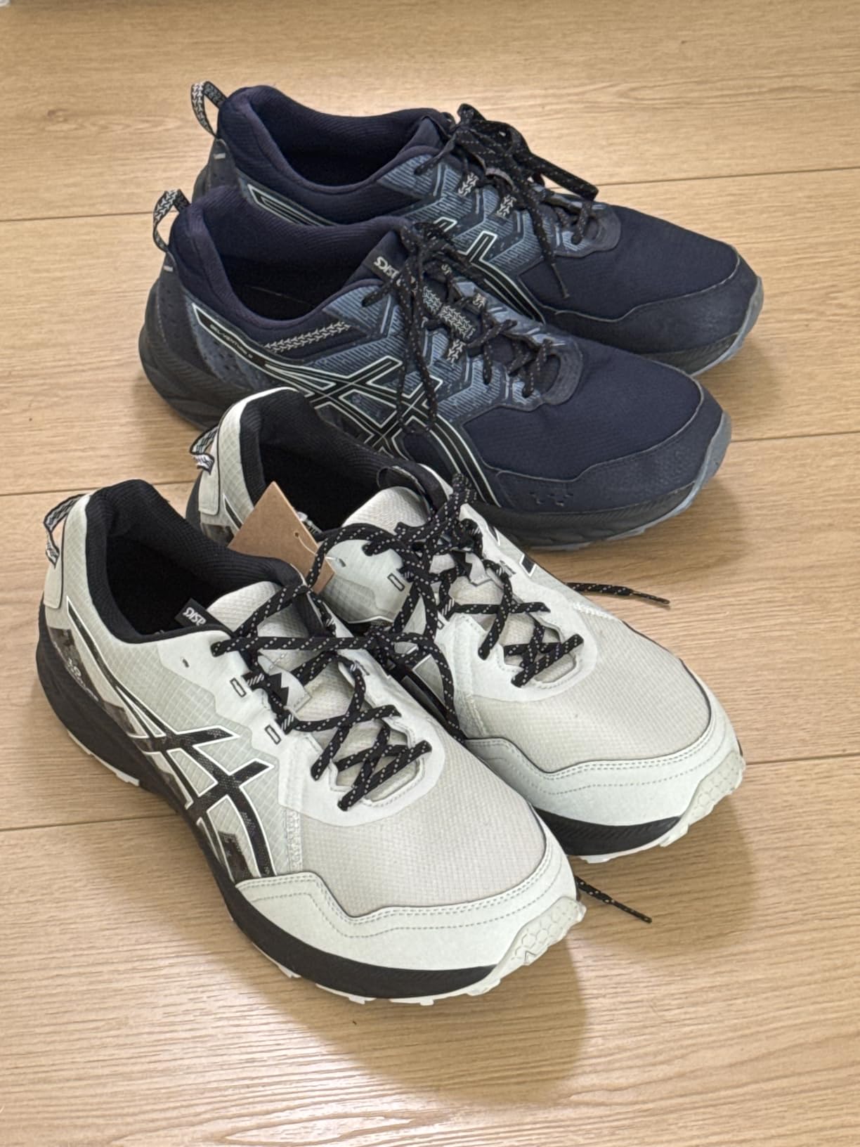 ASICS Men's Gel-Venture 10 Running Shoes customer photo 2